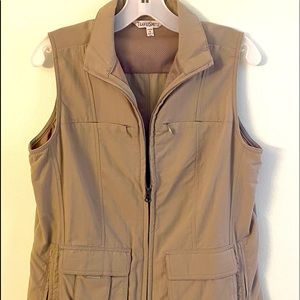 Sportswear Vest - kaki color - like new